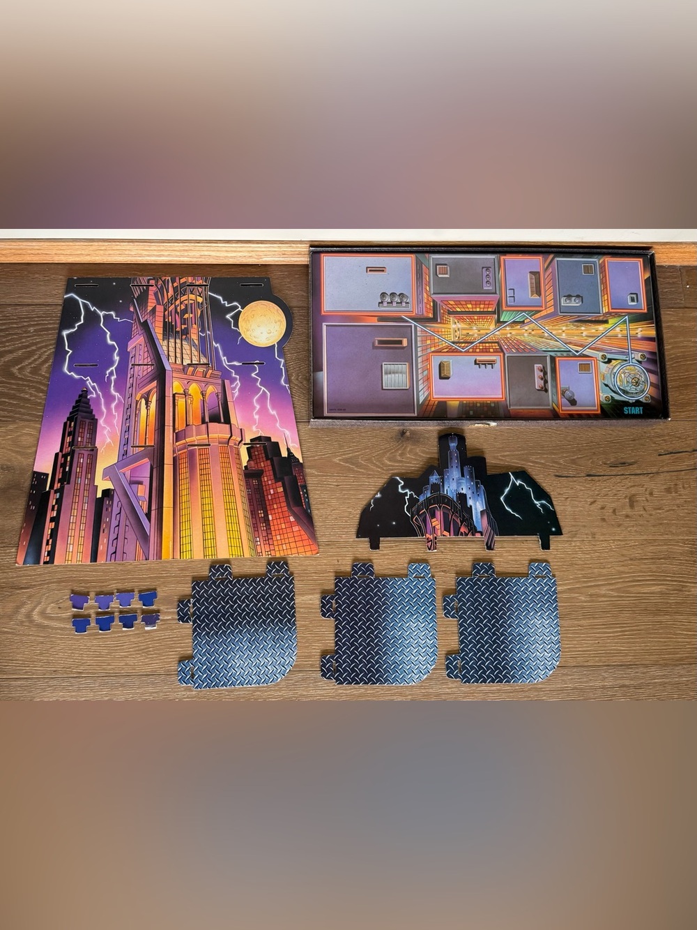 VINTAGE 1994 Disney Gargoyles Board Game Milton Bradley - 100% COMPLETE - Picture 14 of 15
